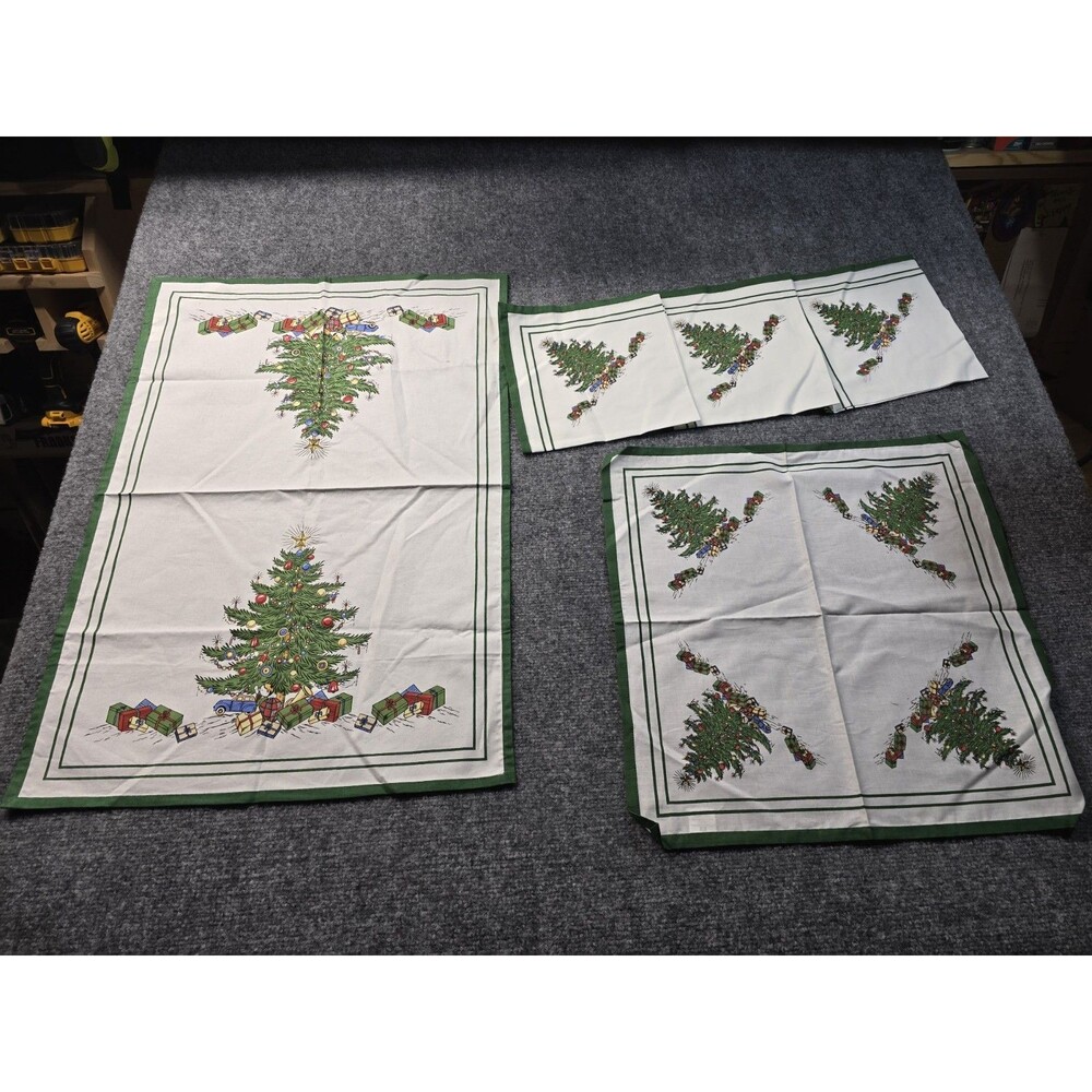 Vintage Park Designs Christmas Placemats Set Of 5 Cotton 100%